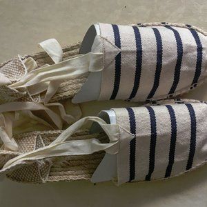 New Canvas Lace-Up Espadrilles/Wedges CEE Size 41